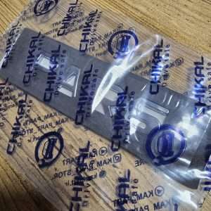 نمایی از آرم صندوق عقب پژو پارس چیکال P-517-PARS