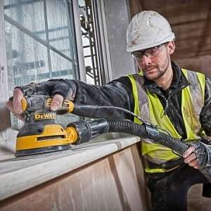 دستگاه سنباده زن دیوالت مدل DWE6423-B5، ابزار قدرتمند و حرفه‌ای