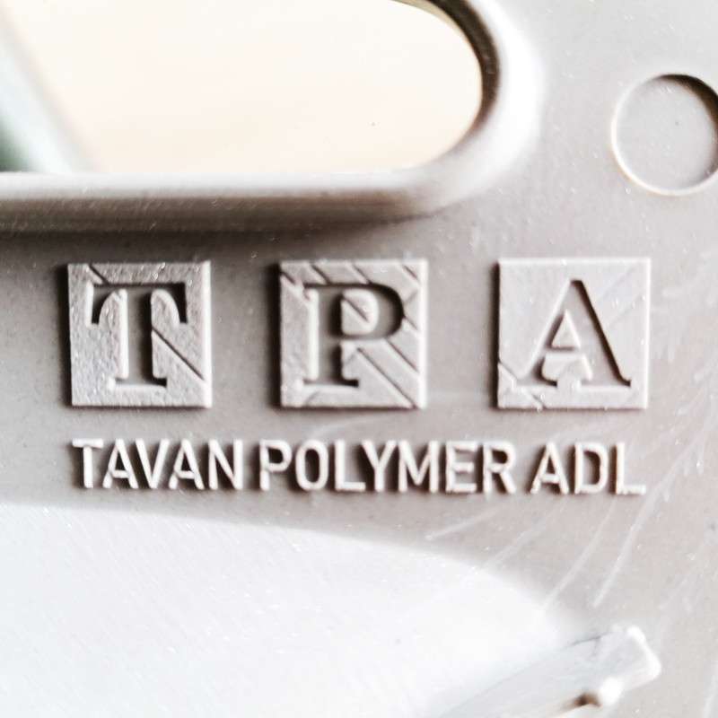 نمایی از قالپاق چرخ تی پی ای TPA-DN01 سایز 15 اینچ مناسب برای دنا