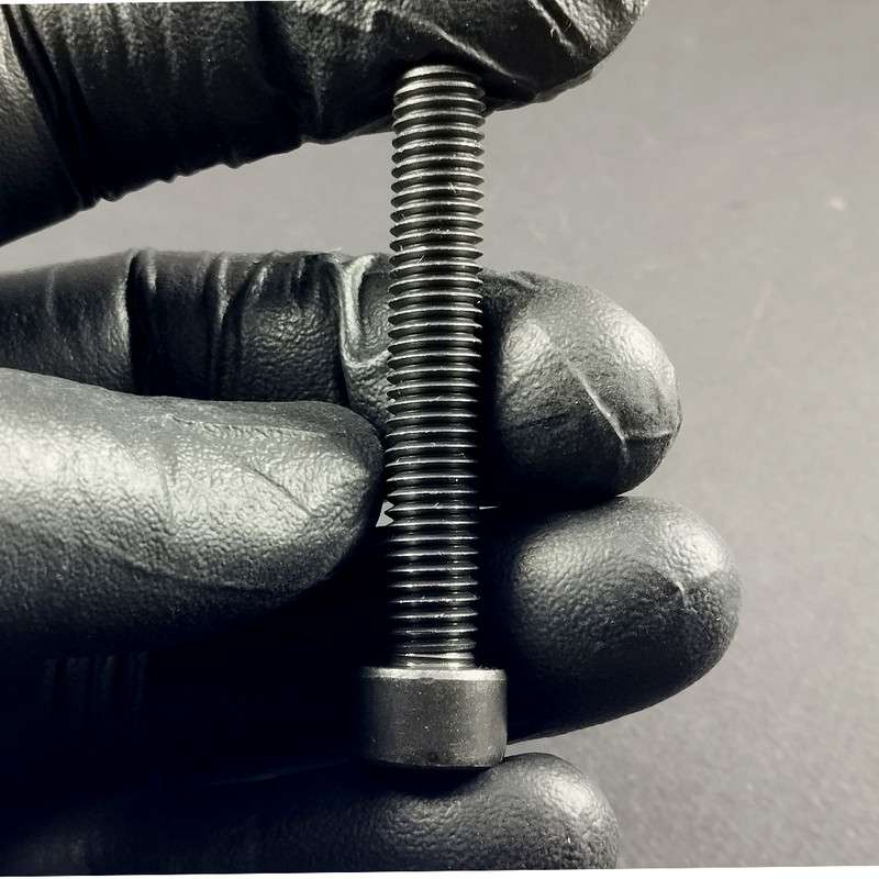 پیچ آلن های فایو استور مدل HI5 M8-50MM بسته 10 عددی