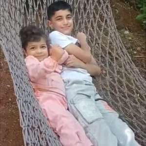 نمایی از ننو تاب درختی دو نفره – بهترین تجهیزات سفر